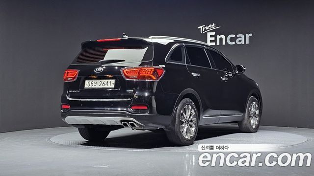 Kia Sorento 2018 thumb 3