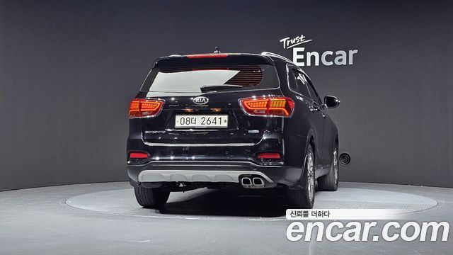 Kia Sorento 2018 thumb 5