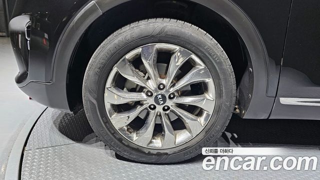 Kia Sorento 2018 thumb 6