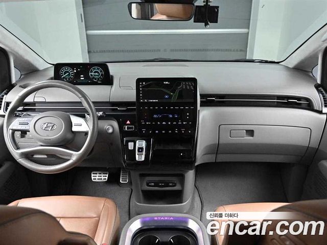 Hyundai Staria 2021 thumb 7