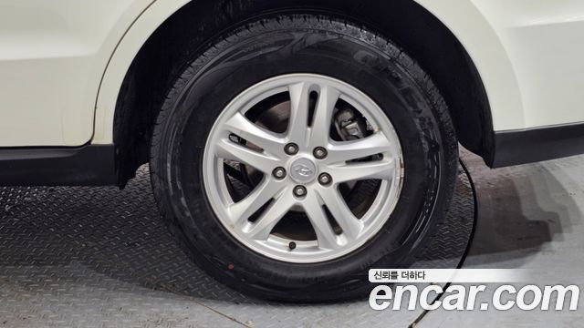 Hyundai Santa Fe 2011 thumb 6