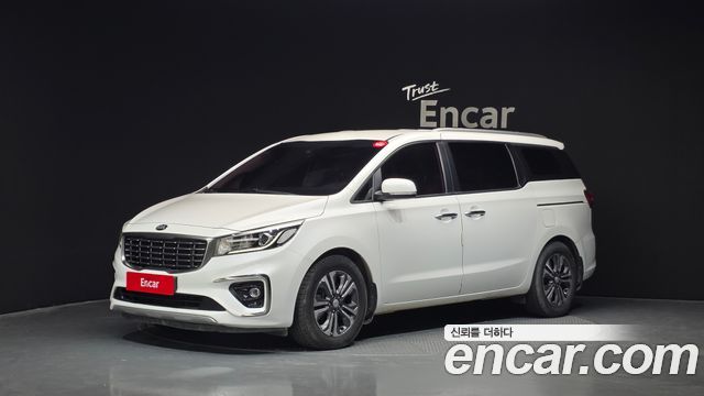 Kia Carnival 2018 thumb 2