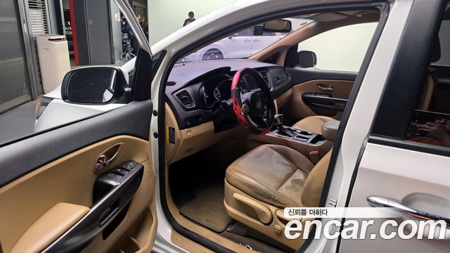 Kia Carnival 2018 thumb 11