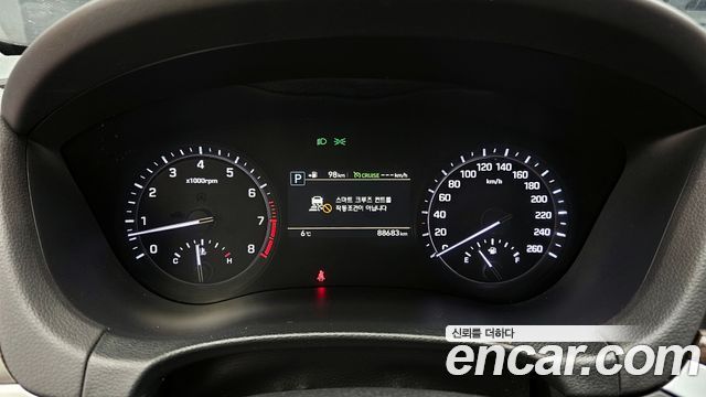 Genesis G80 2017 thumb 9