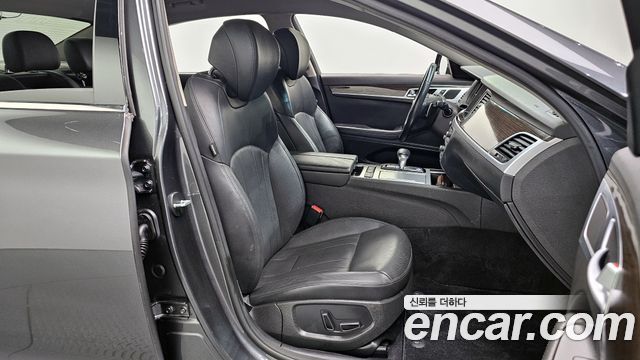 Genesis G80 2017 thumb 11