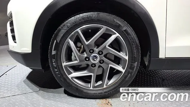 SsangYong Tivoli 2022 thumb 6