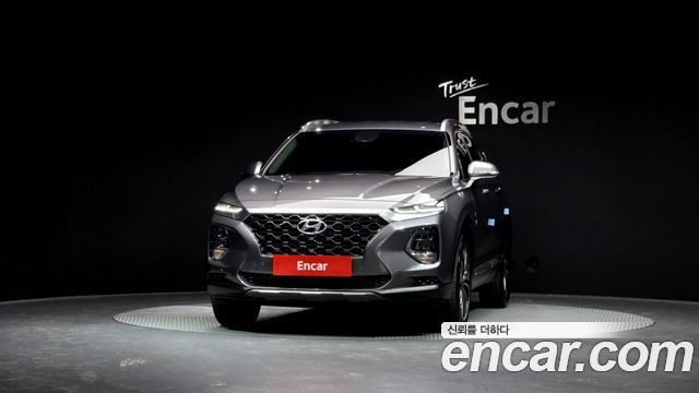Hyundai Santa Fe 2019 thumb 4