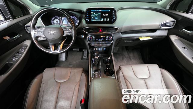 Hyundai Santa Fe 2019 thumb 7