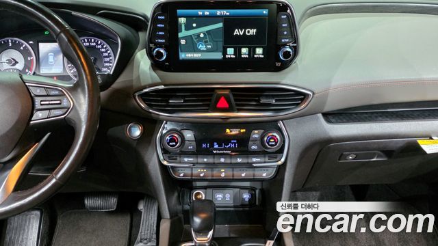 Hyundai Santa Fe 2019 thumb 12