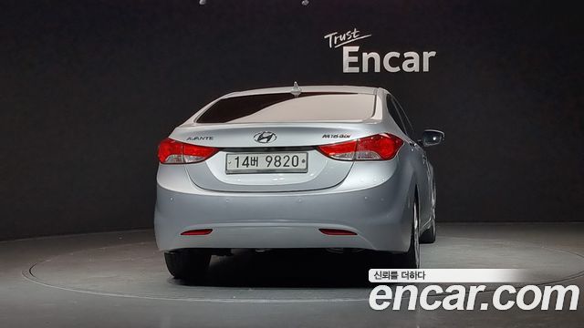 Hyundai Avante 2012 thumb 4