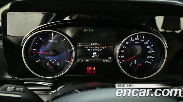 Kia Carnival 2021 thumb 8