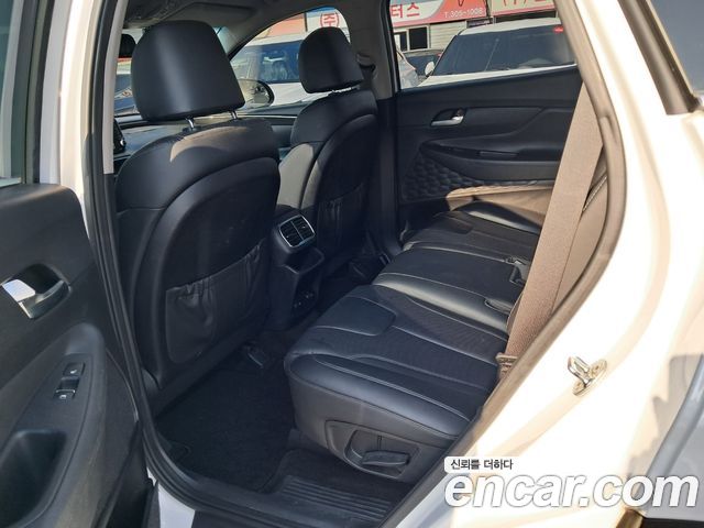 Hyundai Santa Fe 2019 thumb 11