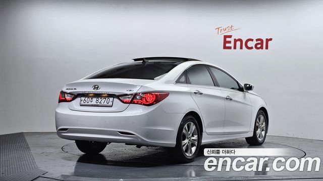 Hyundai Sonata 2010 thumb 3