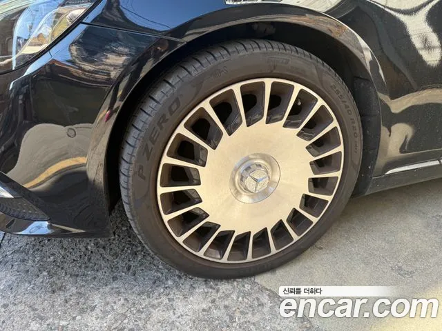 Mercedes-Benz S-Class 2019 thumb 6