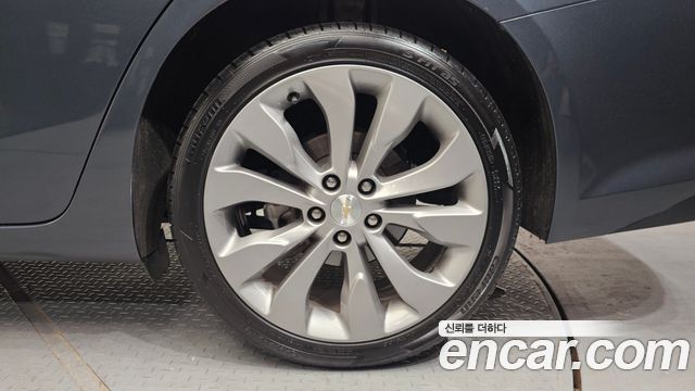 Chevrolet Malibu 2019 thumb 6