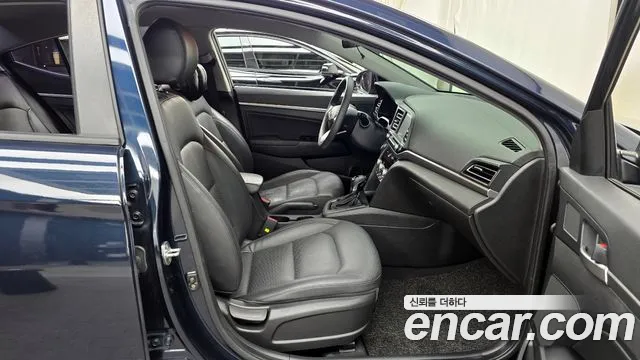 Hyundai Avante 2019 thumb 4