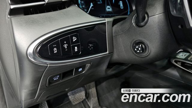 Genesis GV70 2021 thumb 12