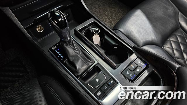 Hyundai Aslan 2015 thumb 10