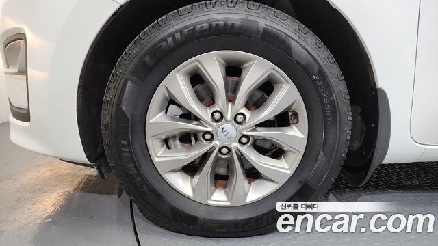 Kia Carnival 2018 thumb 6