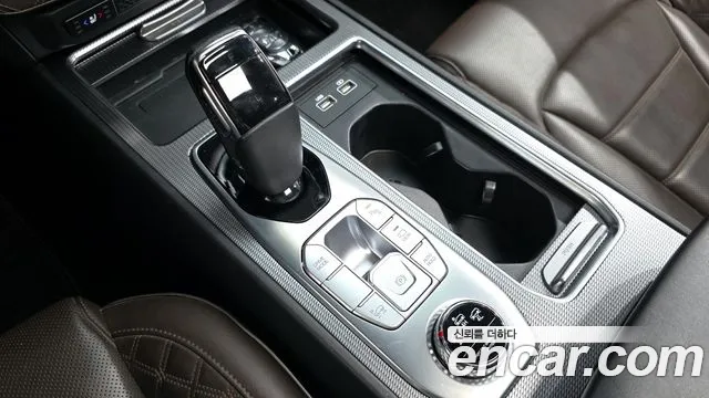 SsangYong Rexton 2022 thumb 9