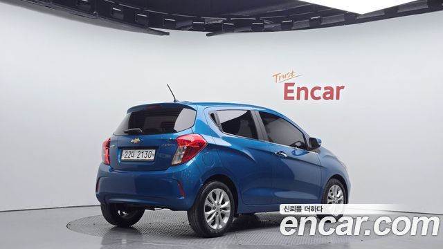 Chevrolet Spark 2018 thumb 3