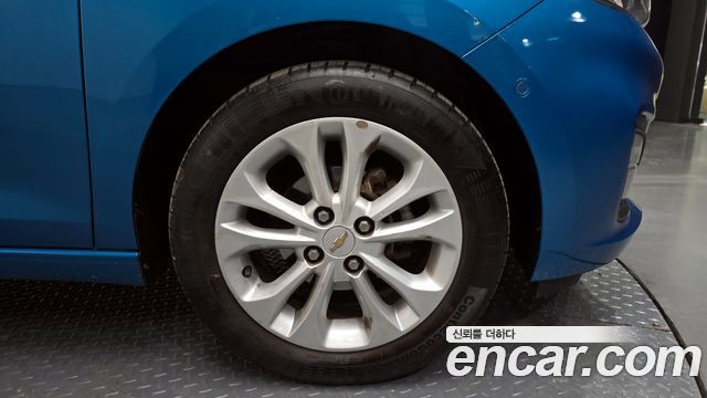 Chevrolet Spark 2018 thumb 6