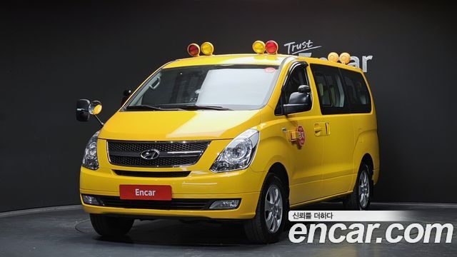 Hyundai Starex 2014 thumb 2
