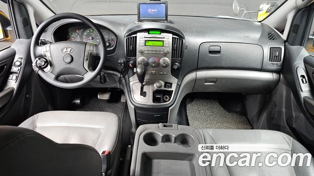 Hyundai Starex 2014 thumb 8