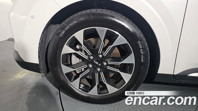 Kia Carnival 2023 thumb 5