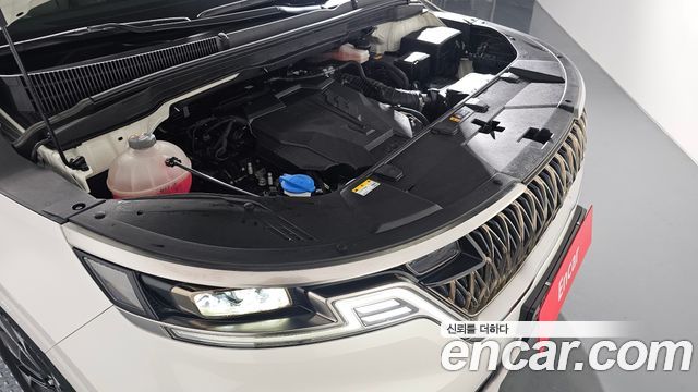 Kia Carnival 2023 thumb 6