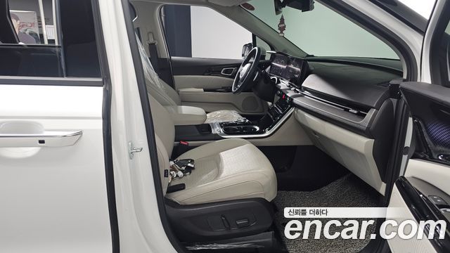 Kia Carnival 2023 thumb 11