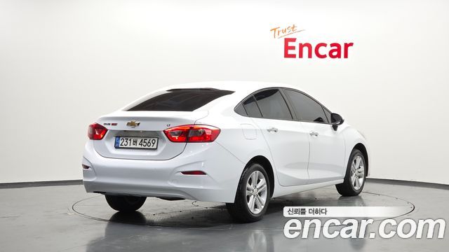 Chevrolet Cruze 2017 thumb 2