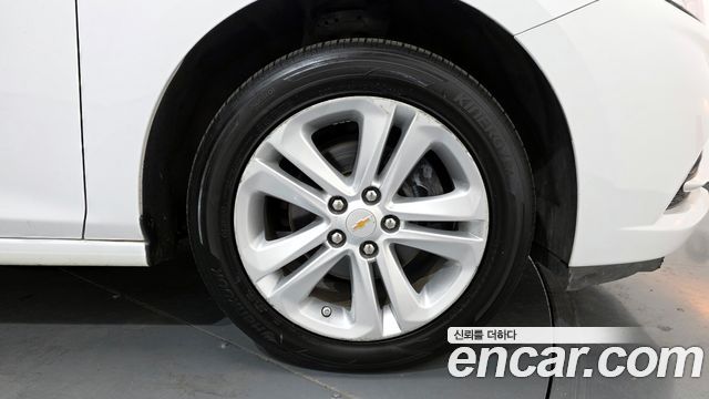 Chevrolet Cruze 2017 thumb 5