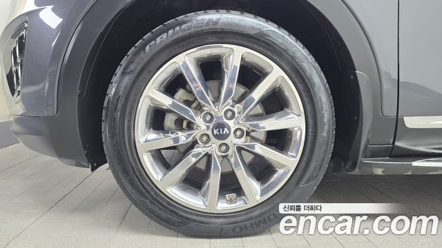 Kia Sorento 2017 thumb 6