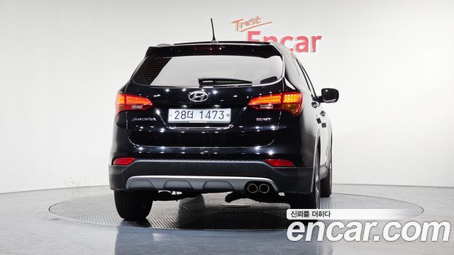 Hyundai Santa Fe 2013 thumb 5