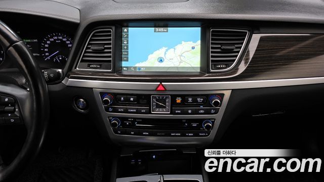 Genesis G80 2018 thumb 11