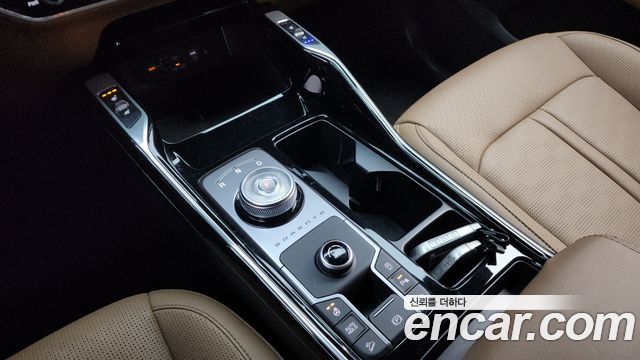 Kia Sorento 2023 thumb 10
