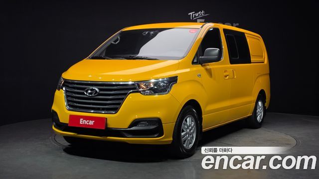 Hyundai Starex 2019 thumb 2