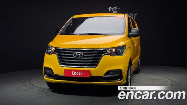 Hyundai Starex 2019 thumb 4