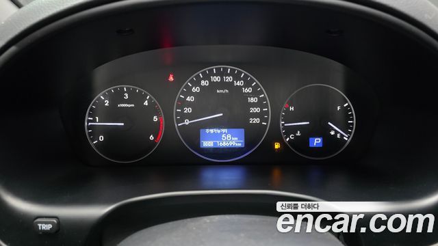 Hyundai Starex 2019 thumb 9