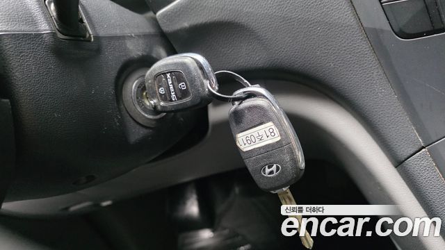 Hyundai Starex 2019 thumb 11