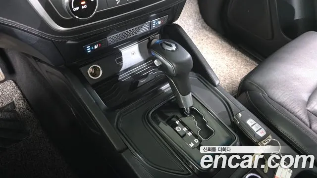 SsangYong Rexton 2020 thumb 9