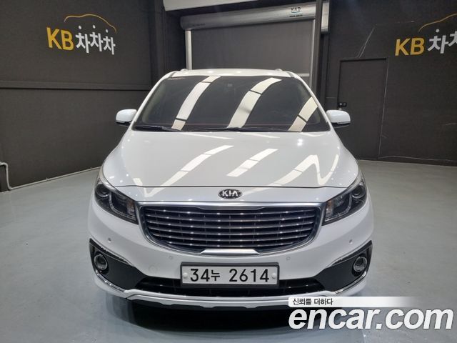Kia Carnival 2015 thumb 3