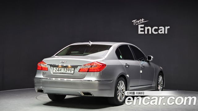 Hyundai Genesis 2011 thumb 3