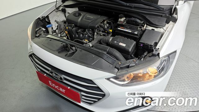Hyundai Avante 2017 thumb 7