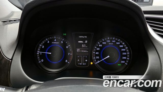 Hyundai Grandeur 2013 thumb 8