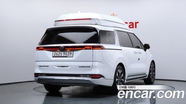 Kia Carnival 2021 thumb 3