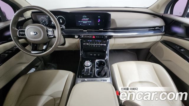 Kia Carnival 2021 thumb 8