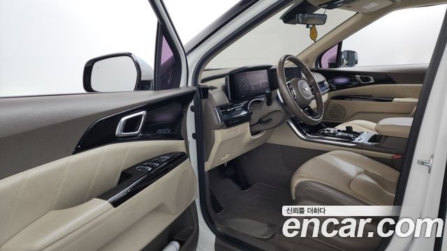 Kia Carnival 2021 thumb 11