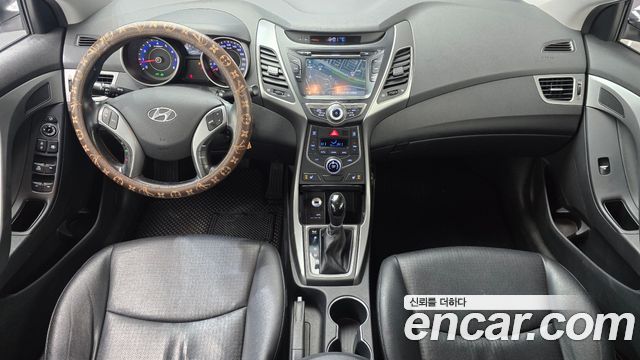 Hyundai Avante 2015 thumb 8